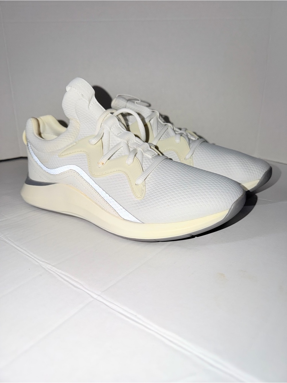 Aldo Men's Lightweight Lace-Up Sneakers in Off-White and Cream